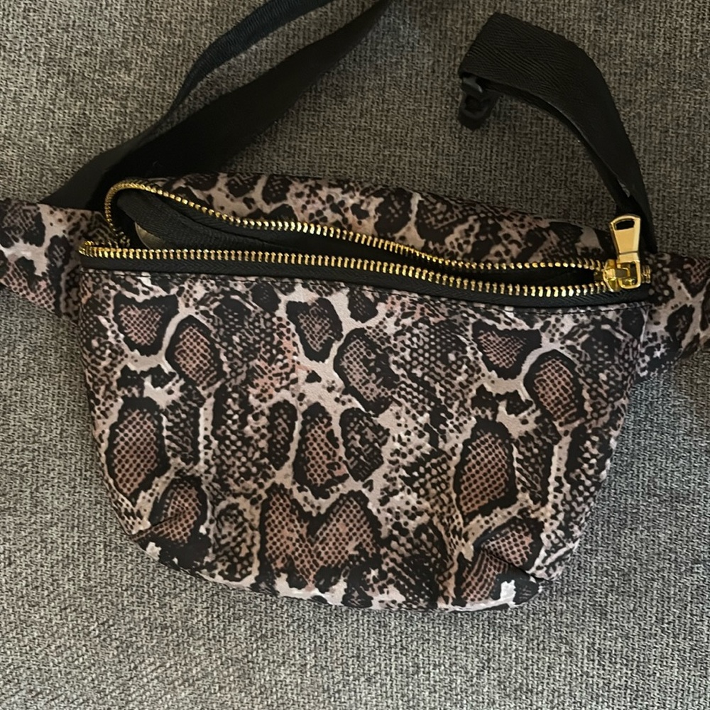 Steve Madden Snakeskin Belt Bag